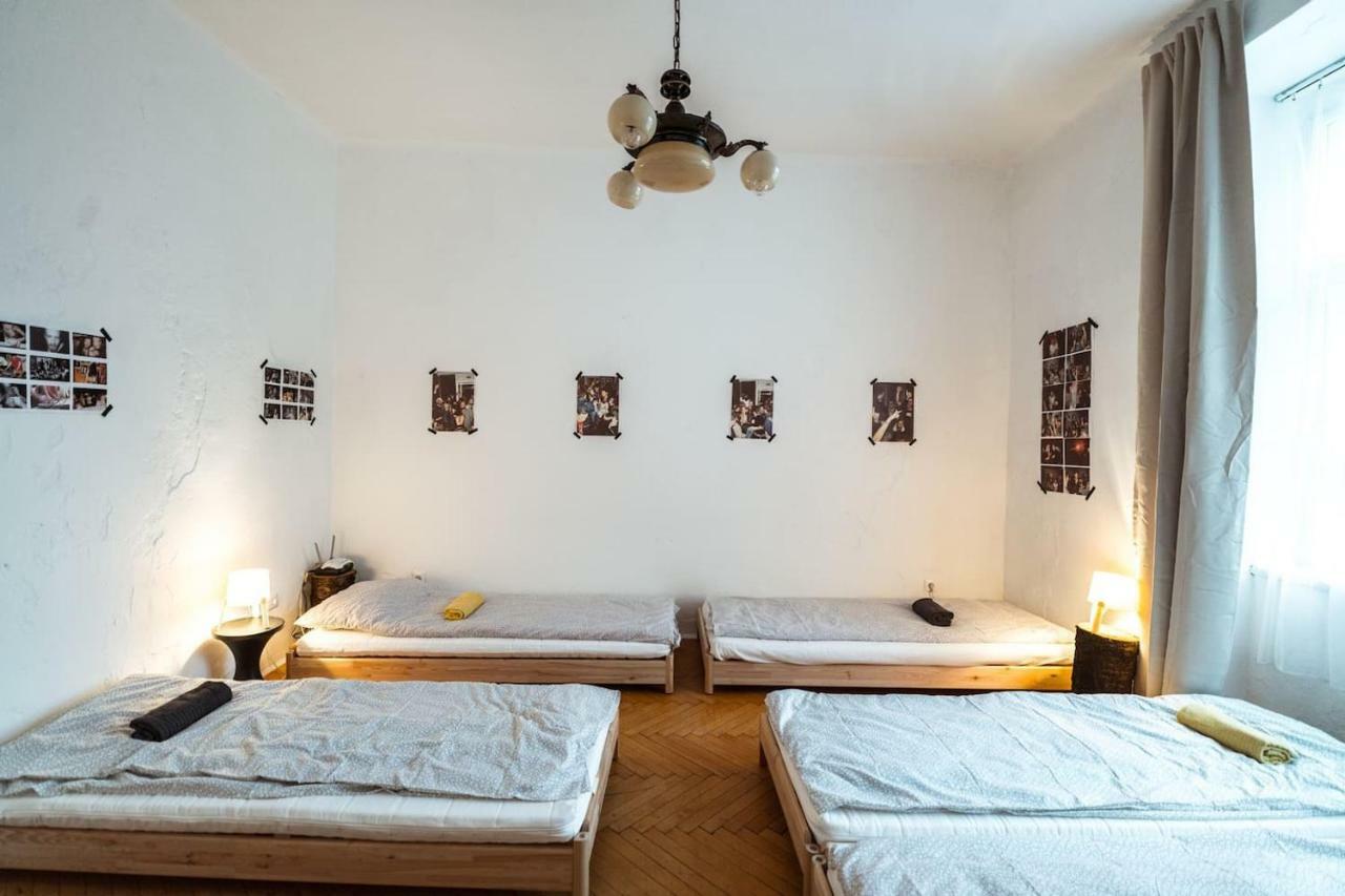 A Szoba Apartman Pécs Exterior foto