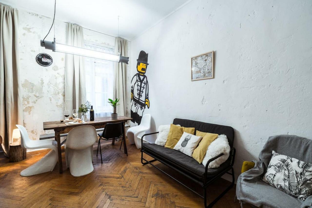 A Szoba Apartman Pécs Exterior foto